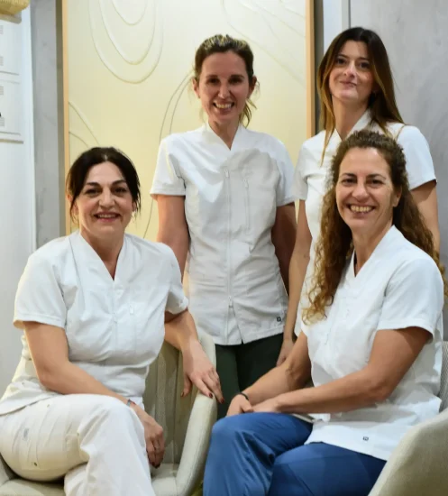 equipo Ainos Dental